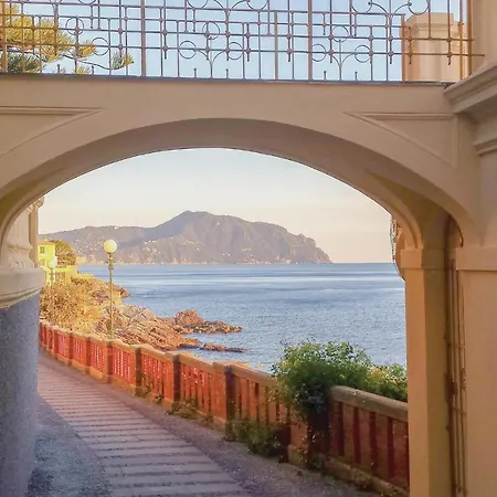 Casa Delle Fragole Apartment *
